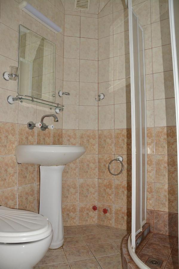 קברנה Hotel Wesso חדר תמונה